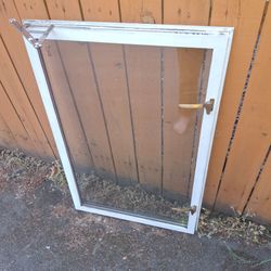 Doublepane Window 26x40 Wood Casement