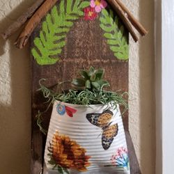 Plant Wall decor With Tin Pot