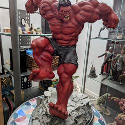 Sideshow Comiquette Red Hulk Statue 