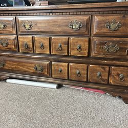 bedroom dresser with two night stand