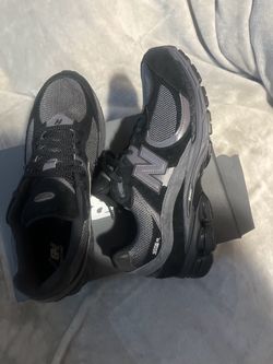 Brand New New balance 2002R