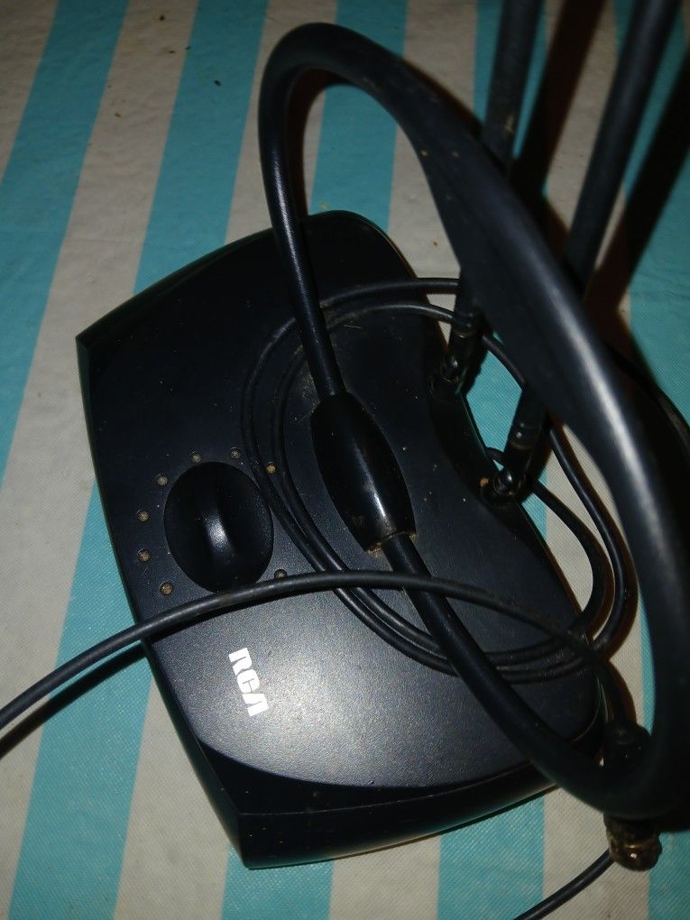 Rabbit Ears Antenna 