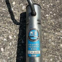 Dutton-Lain son Trailer Jack