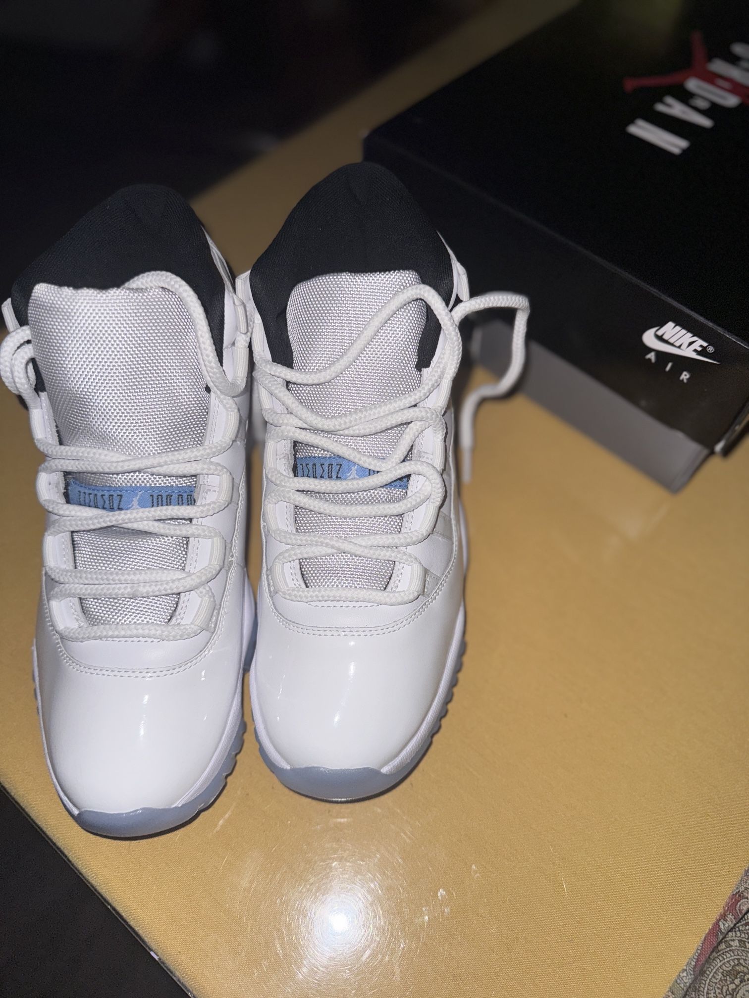 Jordan 11 Legend Blues BRAND NEW NEVER WORN