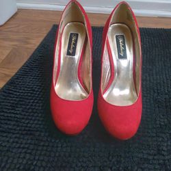 Lady's Shoe's 