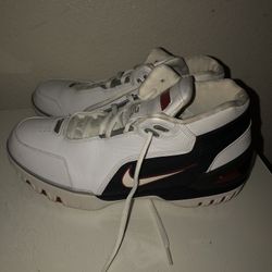 Nike Air Zoom Debut’s Size 12