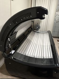 Tanning Bed Ovation 3400