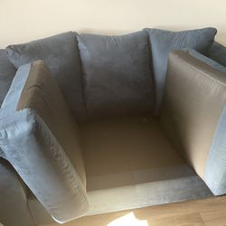 Blue Love Seat 75220