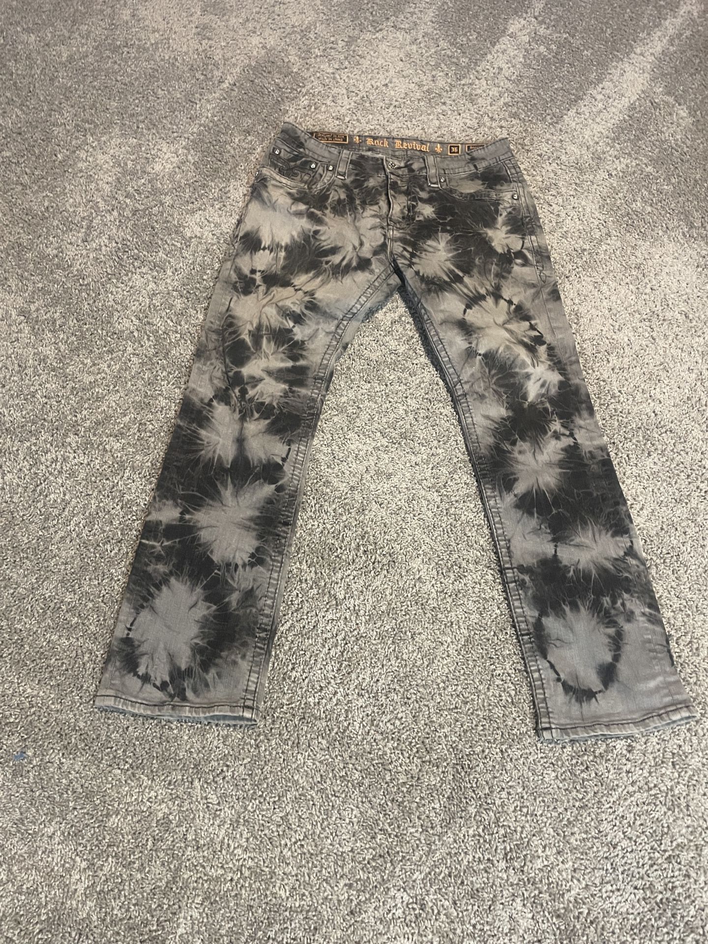 Jeans ROCK REVIVAL $30 Size 36