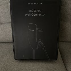 Tesla Universal Wall Connector 