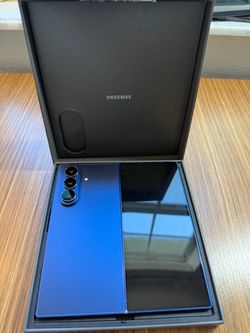 Samsung Galaxy Z Fold 7 - 512GB Blue Shadow (Unlocked) - W/ Box & Receipt