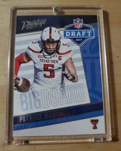 Patrick Mahomes Rookie Card MINT