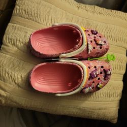 Hello Kitty Crocs