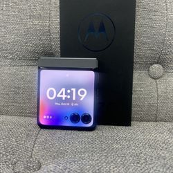Motorola Razr 2024 256gb T-Mobile