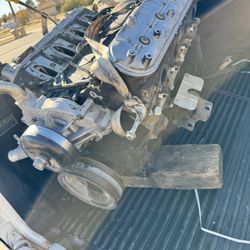 2000 Chevy Silverado 5.3 Motor