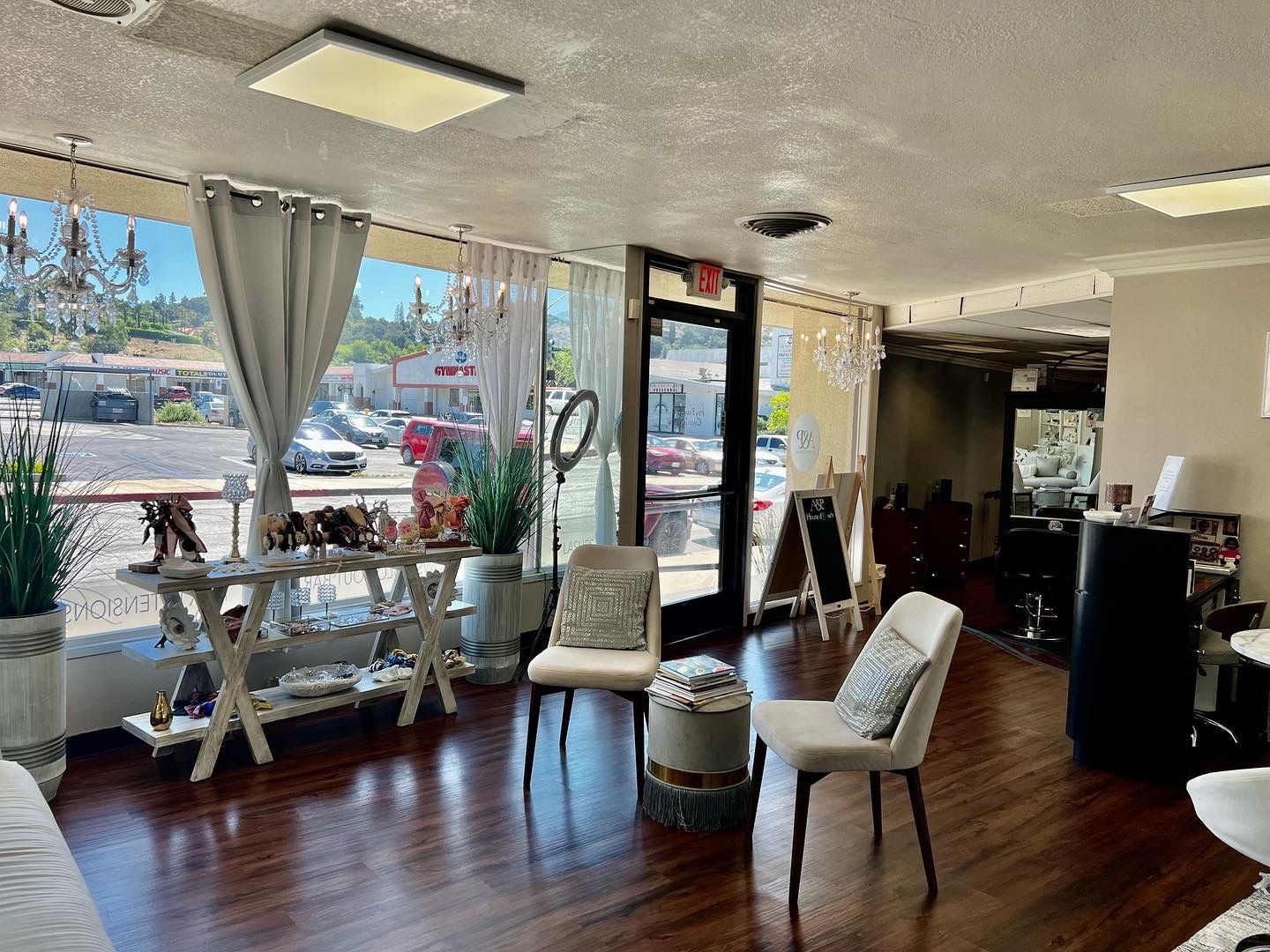 Beauty Room For rent for Sale in Glendora, CA OfferUp