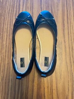 Black flats