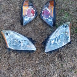 2007 To 2012 Nissan Altima Headlights And Tail Light Lenses Great Condition No Cracks