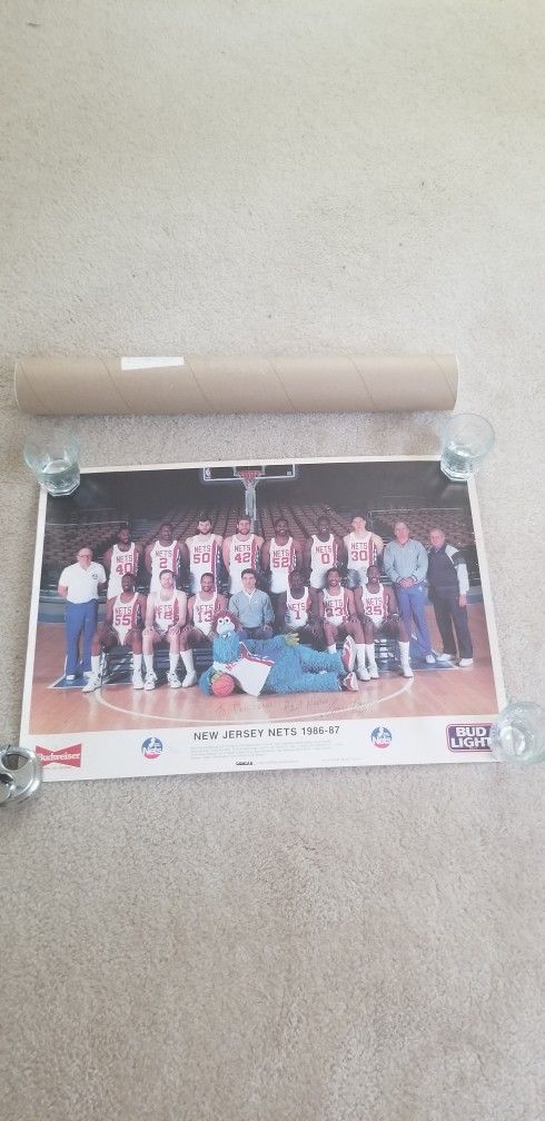 Autograph Tony Brown (Former Hogs And NJ Nets) Team Poster