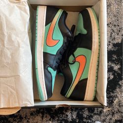 JORDAN 1 Low Tropical Twist Size 13