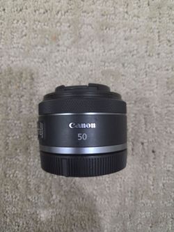 Canon RF 50mm F1.8 STM camera lens!