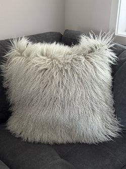 Zgallerie - Mia Mongolian Fur Pillows - 22” x 22”