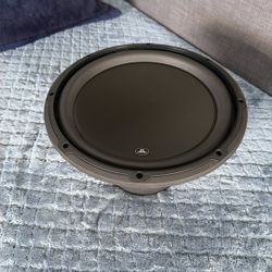 JL Audio 12W3v3-2