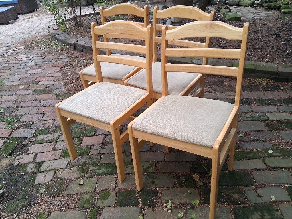 Wood Table W/ 4 Chairs