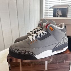 Jordan 3 Retro // Cool Gray - 10M