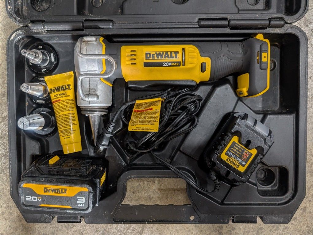 DCE400D2 Dewalt 20v 1/2"-1" Pex Expander