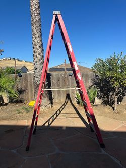 10’ Werner fiberglass ladder