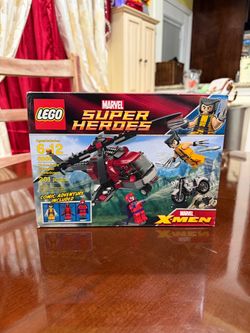 LEGO Marvel Super Heroes Wolverine’s Chopper Showdown (6866)