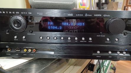Anthem mrx 700 receiver.  Read description please.  No remote.