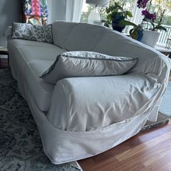 Free Couch 