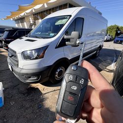 Car keys/Fobs/Llaves de Autos