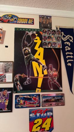 Vintage Seattle Sonics Merch 