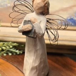 VINTAGE ~1999 WILLOW TREE~ 😇 Angel of Learning Figurine.
