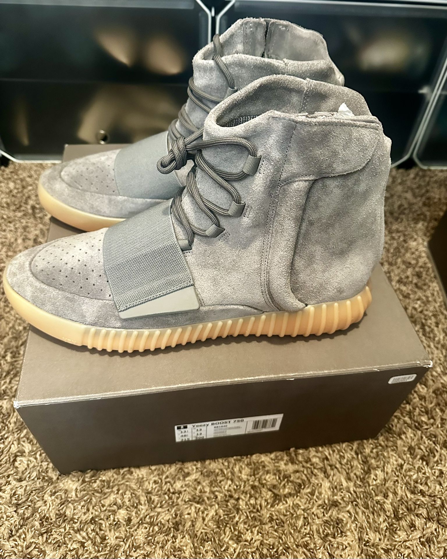 Brand New Adidas Yeezy Boost 750 Grey Gum - Glow In The Dark Men's Size 13.5
