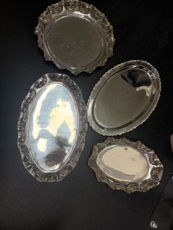 Set of 4 trays