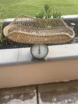Vintage Wicker Basket Baby Scale