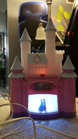 Princess clock that tells stories at bedtime