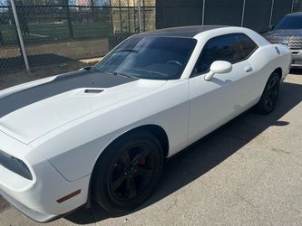 2012 dodge challenger