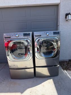 Two months guarantee  delevery abalibleLG washer, and dryer electric  Everything works
