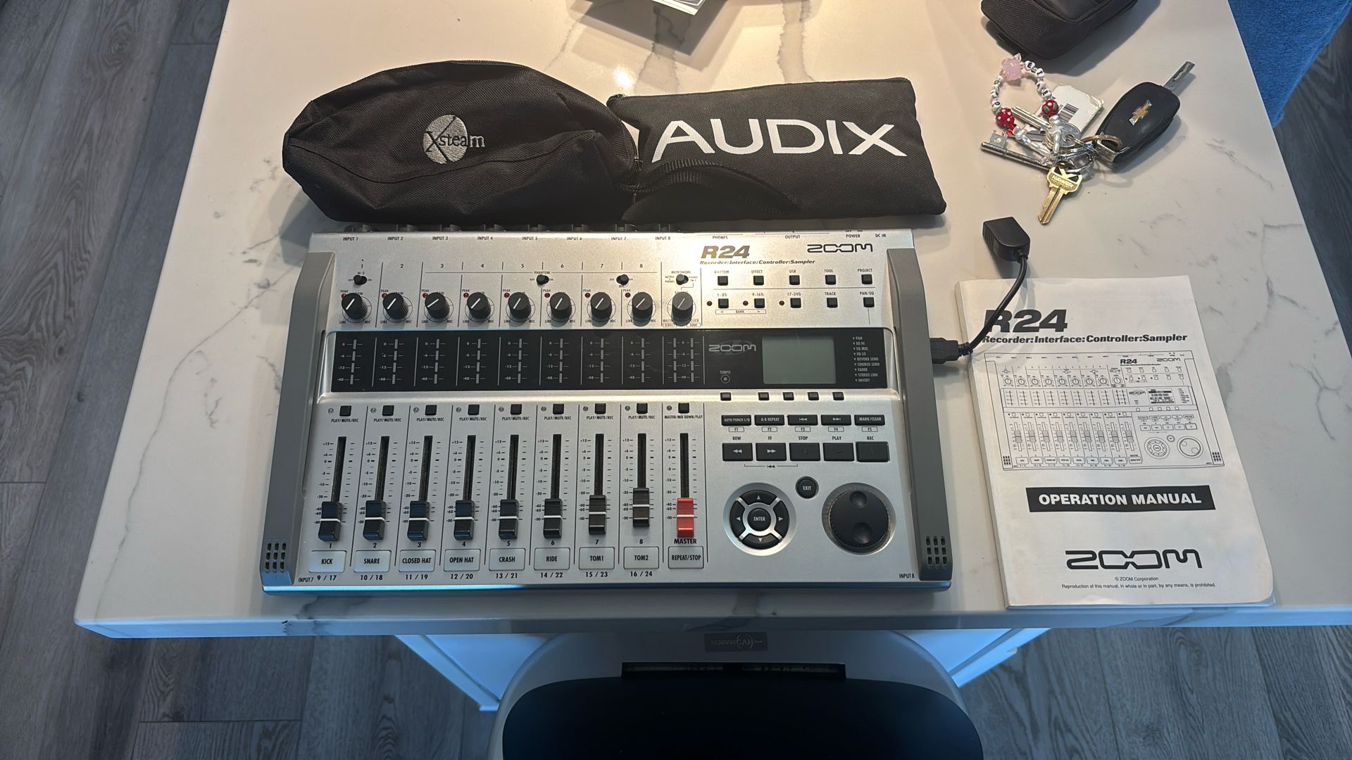 ZOOM R-24 Multitrack Recorder (Never Been Used)
