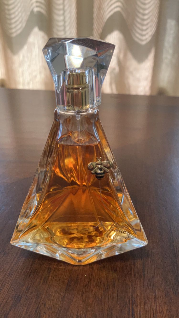 Kim Kardashian Pure honey 3.4 Fluid Oz Perfume