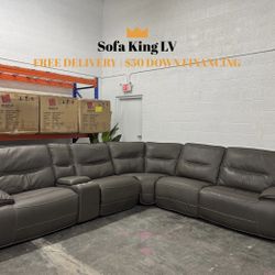 Free Delivery* Like New Gray Leather Sectional Sofa with Recliners! 