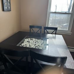 Big Dinings Table With 8 Chairs Capacity 