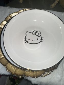 Hello Kitty Bowls
