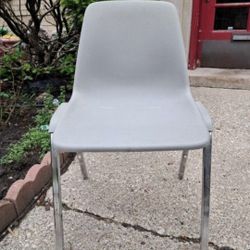 Stackable Plastic Durable Chairs