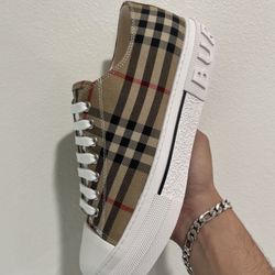 Burberry Shoes